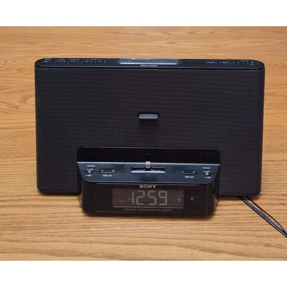 Sony ICF-CS15iPN Dream Machine Audio Dock Clock Radio iPod/iPhone